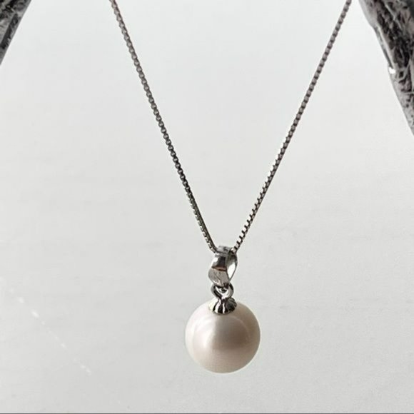Round‎ 3A White Cultured Freshwater Pearl Pendant  Necklace 925 Sterling Silver - Picture 1 of 7